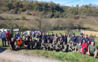 U okviru pretrage terena policijski timovi pronašli lice iz Visokog za kojim se intenzivno  tragalo po prijavi porodice  