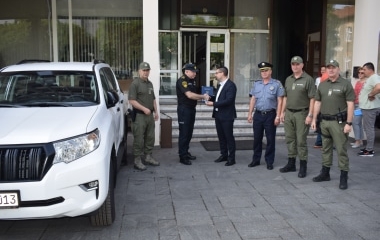 IZVRŠENA PRIMOPREDAJA NAMJENSKOG VOZILA TOYOTA LAND CRUISER 150