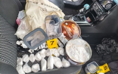 U nastavku odlučnog i koordiniranog djelovanja policije ZDK, još     jednom uspješnom akcijom u Doboj Jugu pronađeno 2,5 kg opojne droge