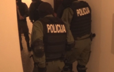 Uspješno rasvijetljen slučaj upotrebe vatrenog oružja u Zenici a akteri uhapšeni
