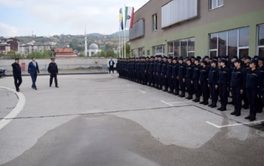 Nakon obuke na Policijskoj akademiji FMUP-a 99 kadeta započinje praktičnu obuku u Upravi policije MUP-a ZDK